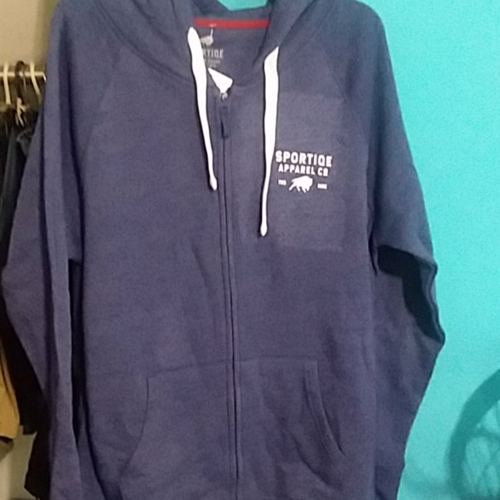Sportiqe mens xl zip hood.
